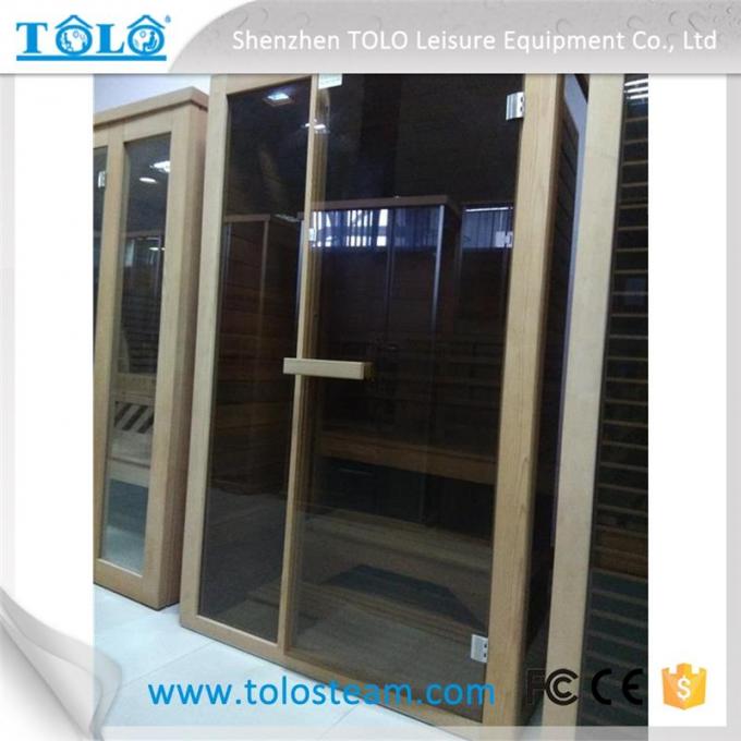 Solid Wood Steam Bath Cabin , Electric Traditional Sauna Room For Dry Sauna